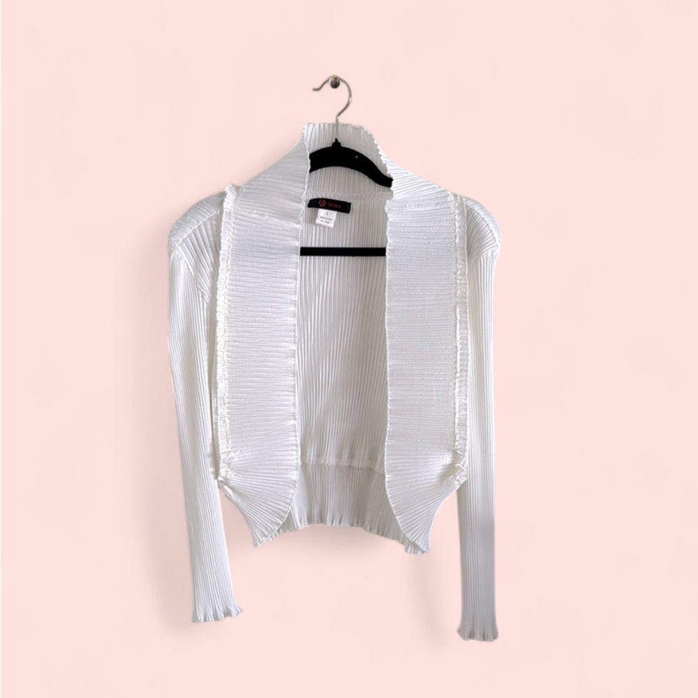 COPY - - Veeca White Crinkled Cardigan Size Large